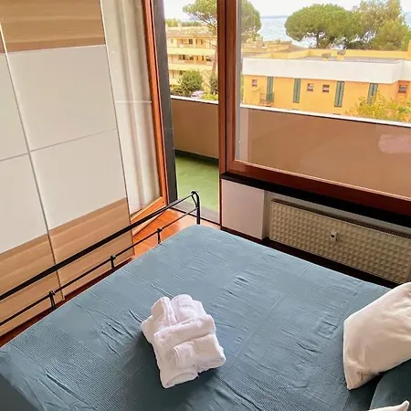 Con Terrazza Vista Mare A 50 Mt Apartment Arenzano